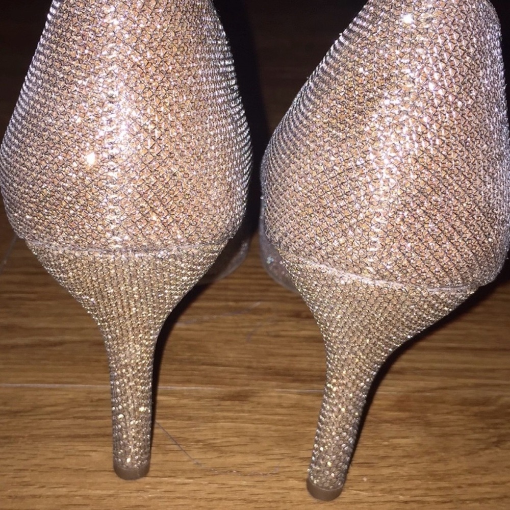 a.n.a Glittering Gold Heels size 7 - Picture 3 of 3